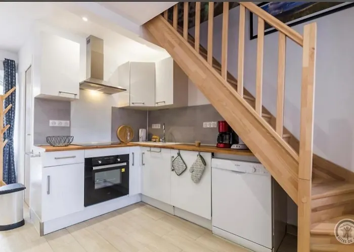 Dom wakacyjny « Les Embruns » *